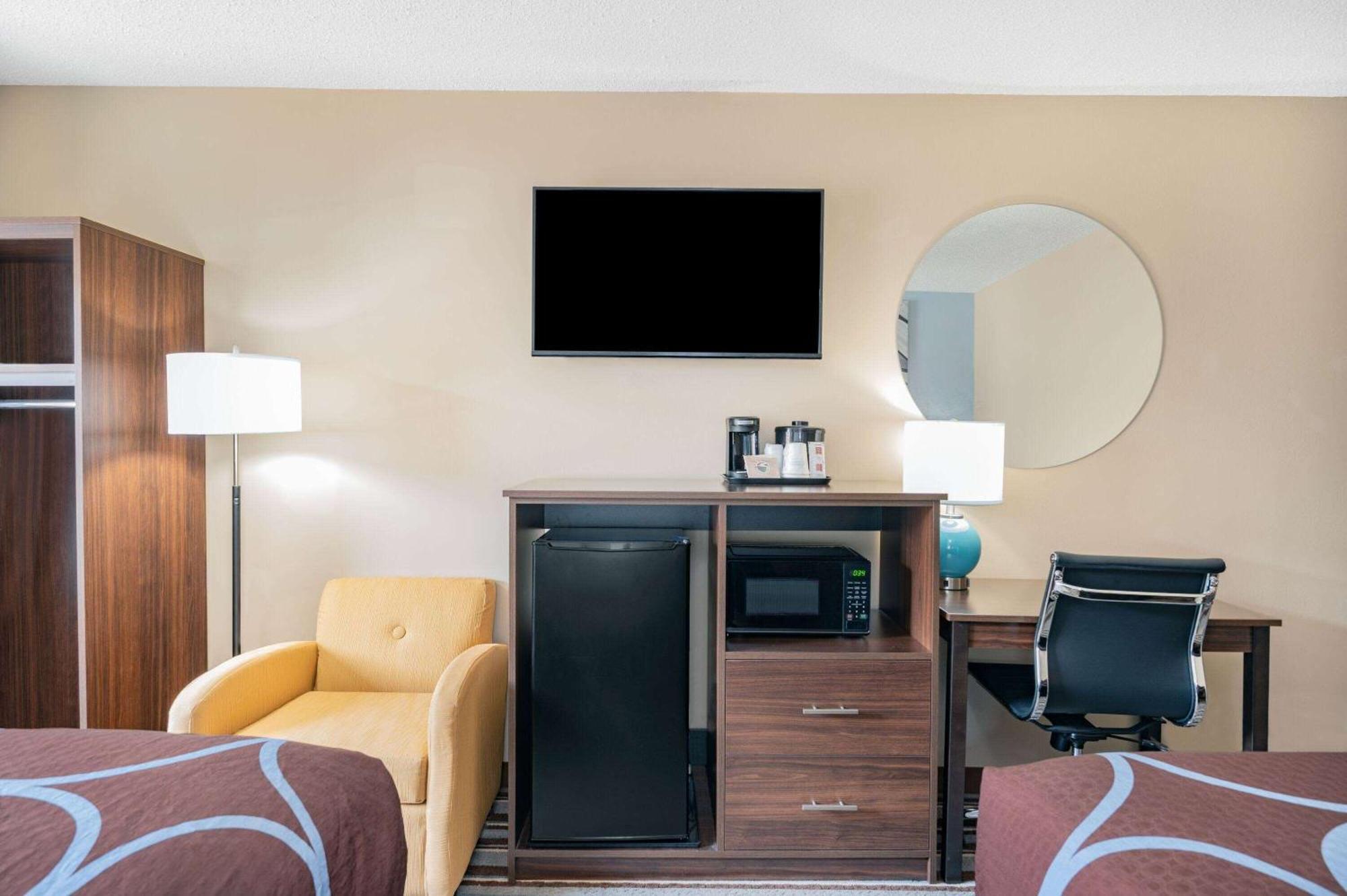 Super 8 By Wyndham Joliet Hotel ภายนอก รูปภาพ